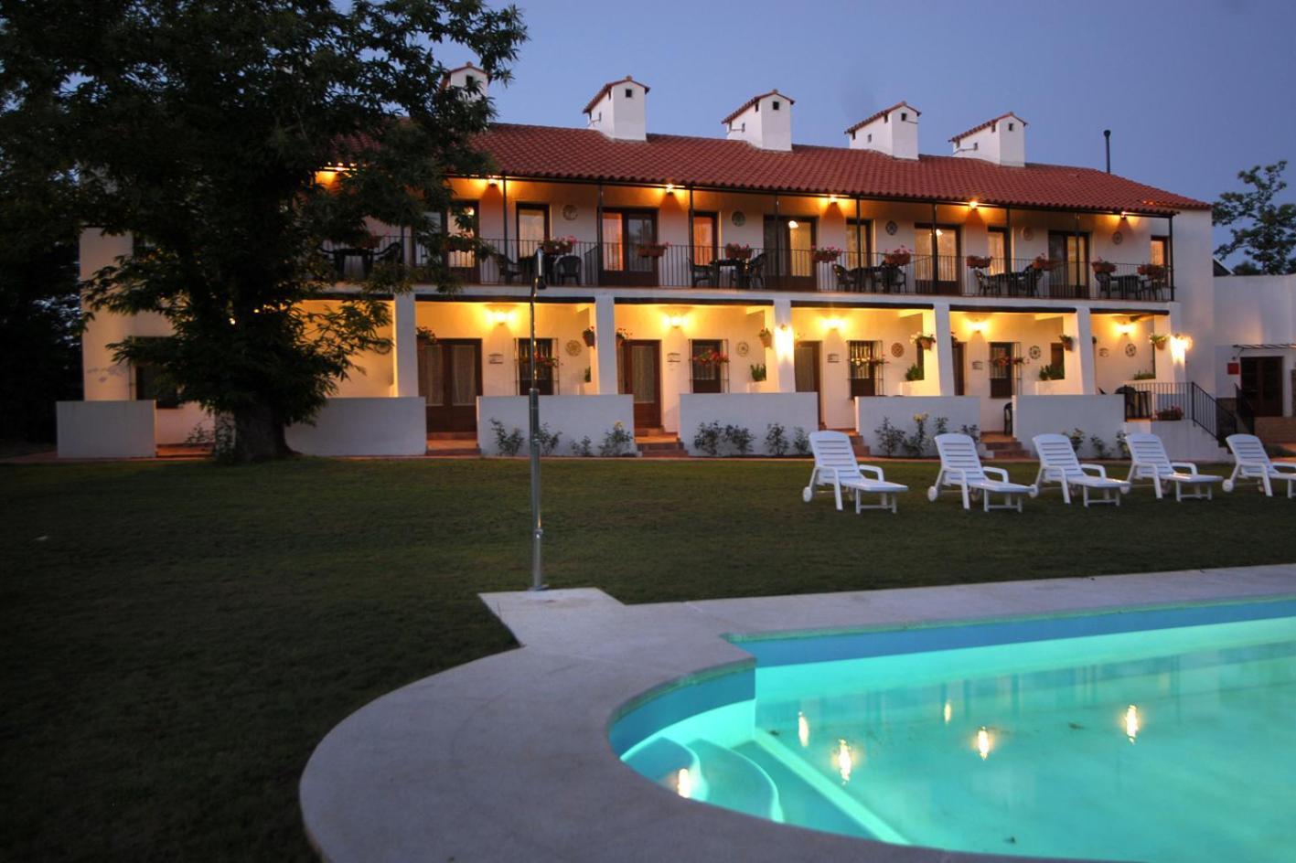 Hotel Apartamento Rural Finca La Media Legua Aracena Exteriér fotografie